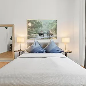 The Weichsel, 3br Up To 6 People In Friedrichshain Berlijn